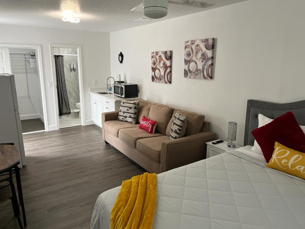 Incredible Comfortable Apartments Near The Airport And Beaches Тампа Екстериор снимка