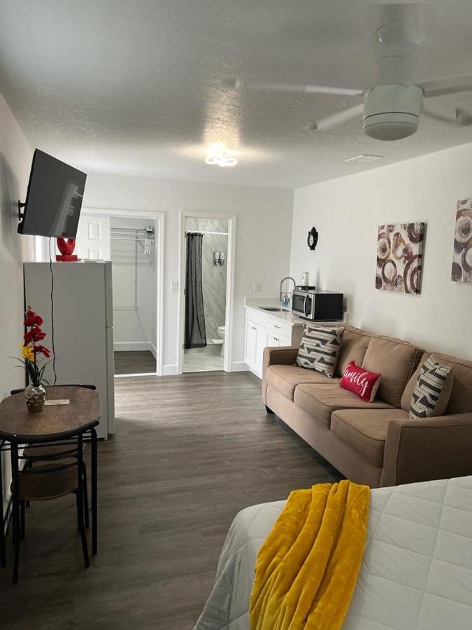 Incredible Comfortable Apartments Near The Airport And Beaches Тампа Екстериор снимка